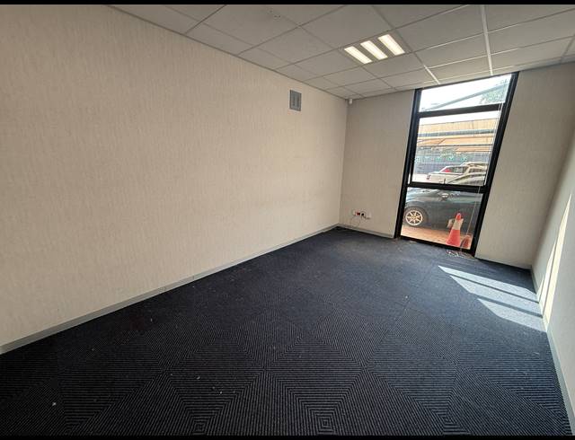 157M² OFFICE TO LET IN ROSEBANK